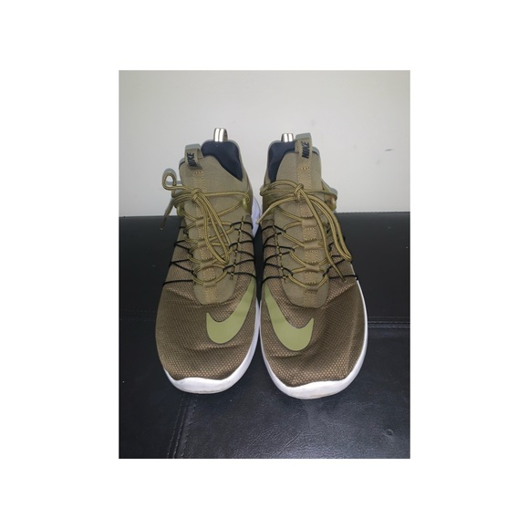 Women’s NIKE DARWIN Olive Textile Running Trainers - Picture 2 of 10